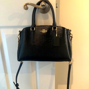 Great like new condition coach bag!
